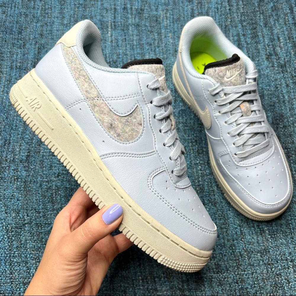Nike Air Force 1 Low '07 SE Sneakers in Light Armory Blue Women's Size 6.5 Shoes